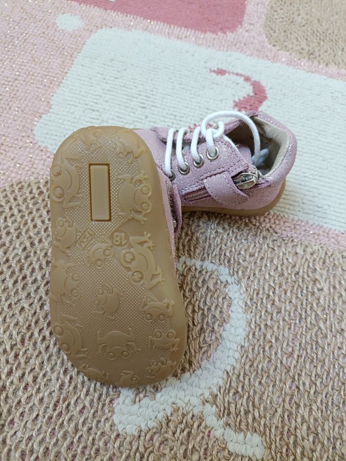 Chaussures neuves - photo numéro 4