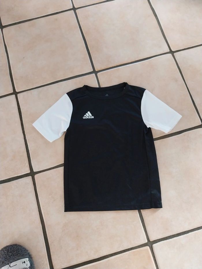 Tenue foot adidas - photo numéro 2