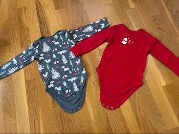 Lot de 2 bodies 12-18 mois 86 cm