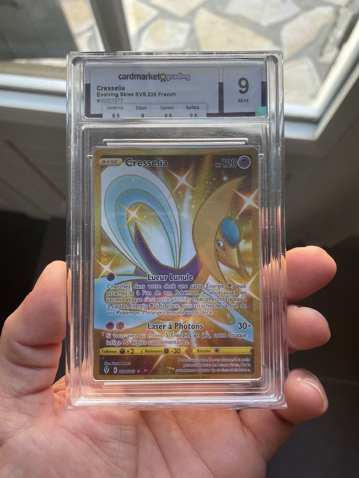 Pokémon carte gradée Cresselia gold CM 9 evolution céleste