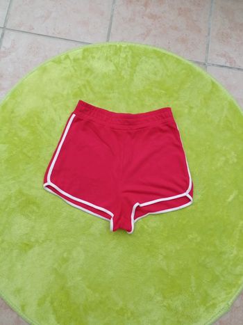 Short rouge Jennyfer taille XS