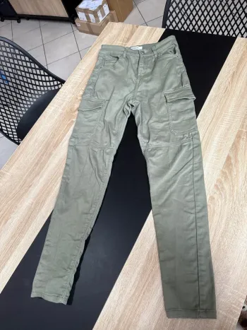 Pantalon slim kaki taille 36