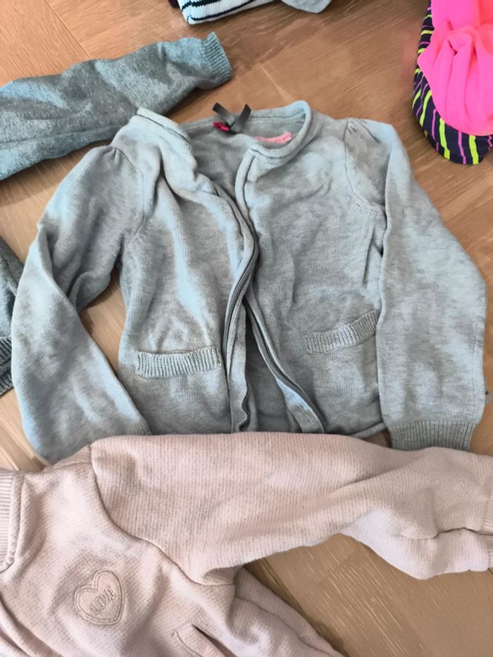 Lot gilets 3 ans - photo numéro 4