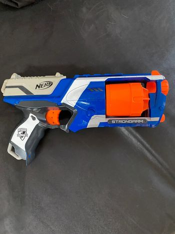 Pistolet nerf