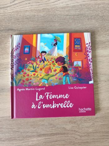 La femme à l'ombrelle d'Agnès martin Lugand