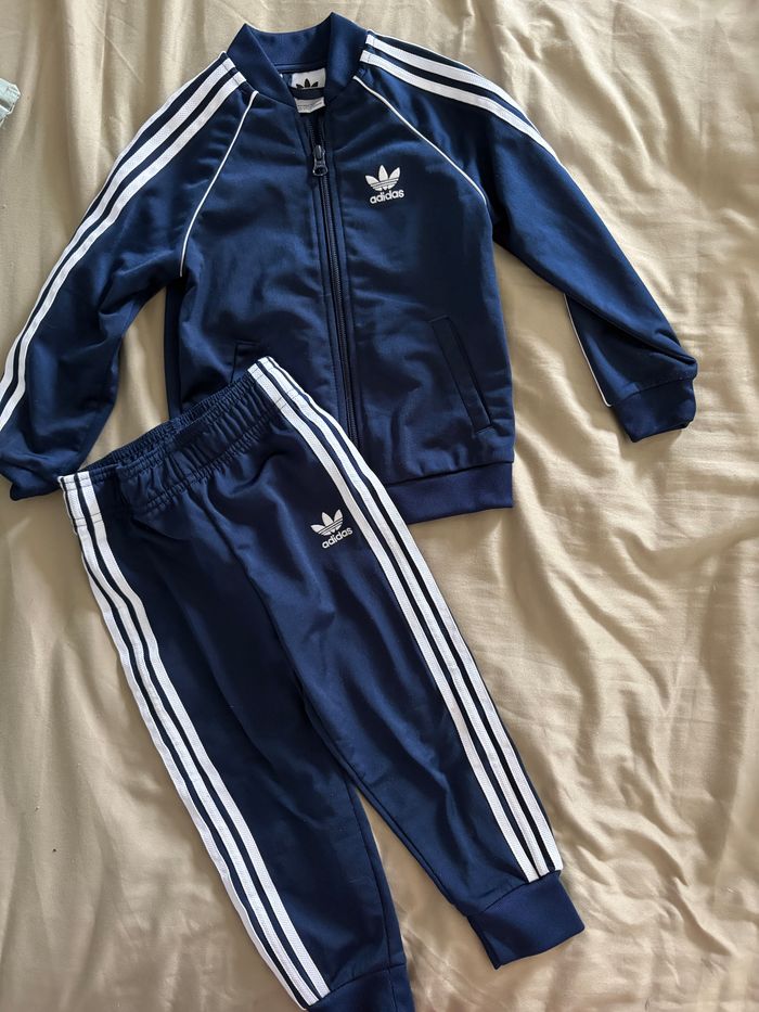 Ensembles adidas