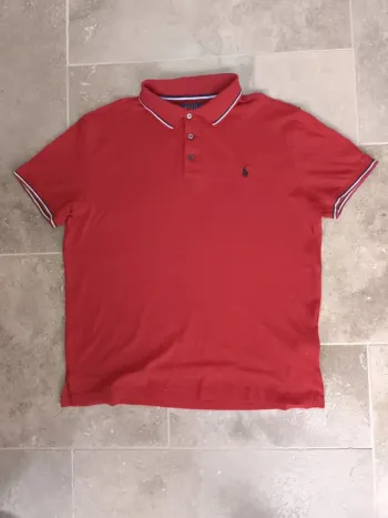 Polo Ralph Lauren homme taille L slim rouge logo marine - tâche devant trou derrière