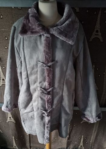 Manteau gris intérieur fausse fourrure 46-48