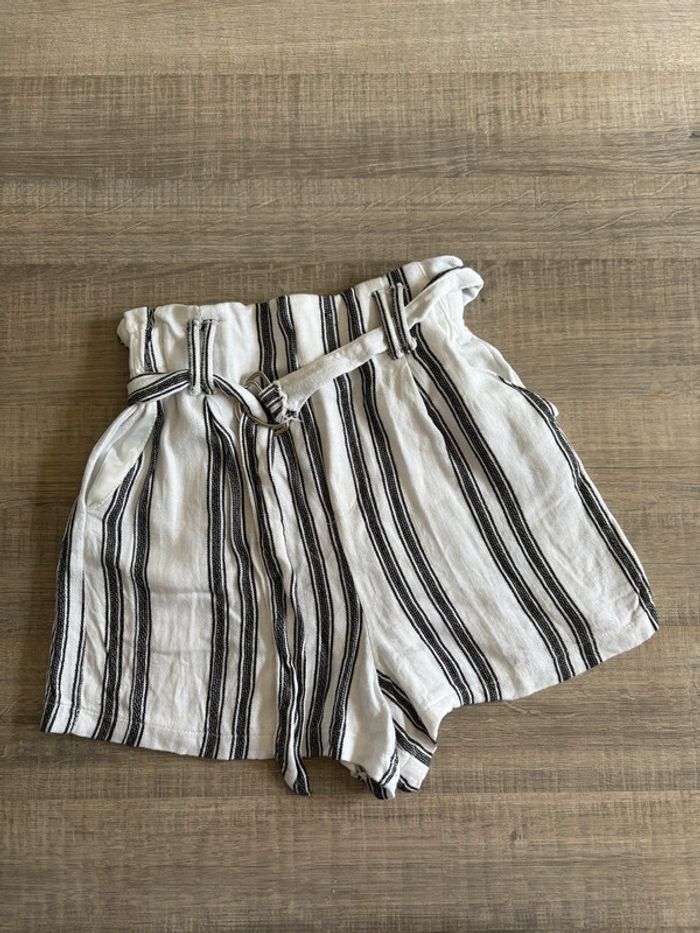 Short ample • Bershka • Taille S