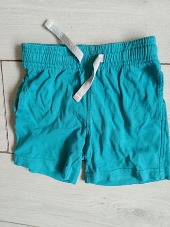 Short 4 ans