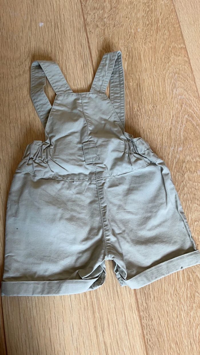 Salopette short 3 mois neuf - photo numéro 2