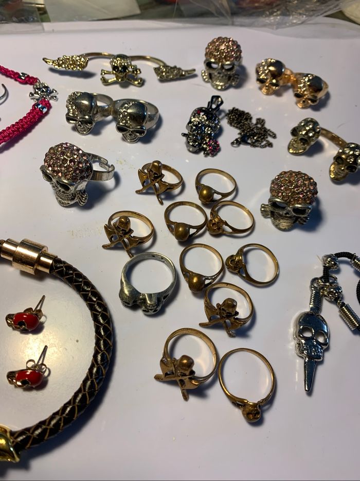 Lot bijoux tête de mort - photo numéro 5
