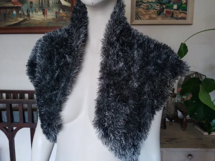 Gilet cardigan cache épaule étole laine gris demi saison automne printemps