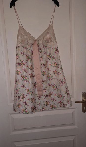 Nuisette Rouge Gorge