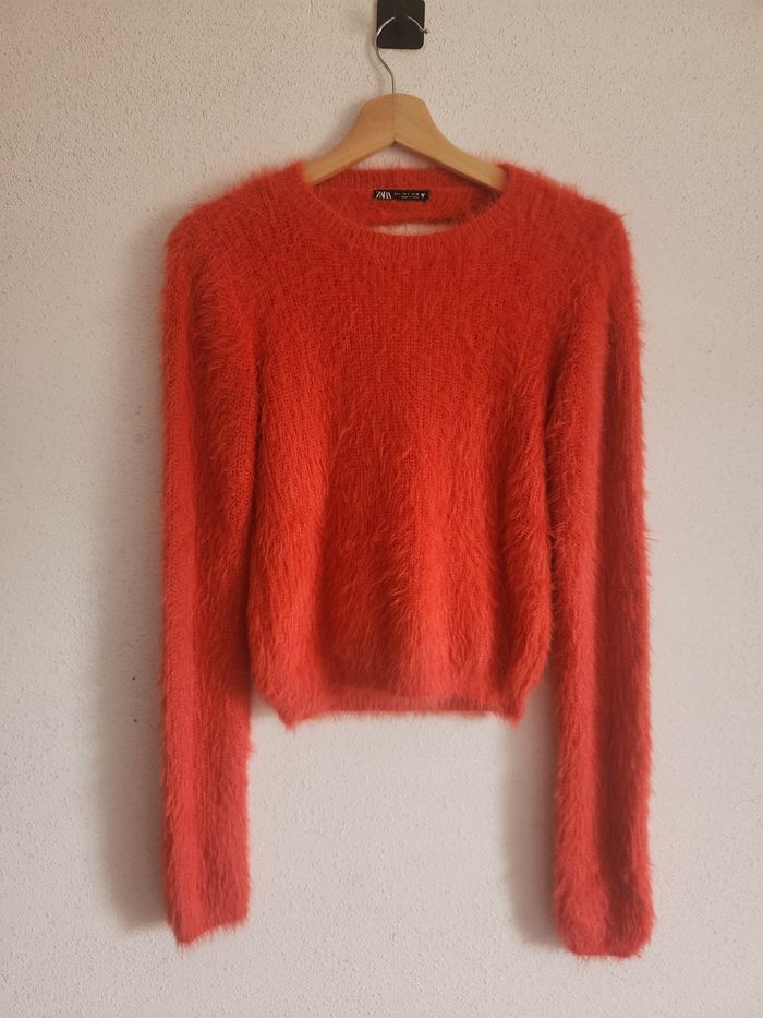 Pull Zara rouge L – Doux & tendance