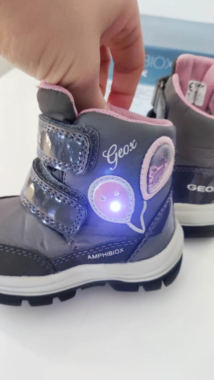 Bottines imperméables Geox amphibiox taille 20 gris et rose - photo numéro 7