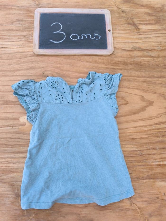 T-shirt Vertbaudet taille 3 ans en très bon état - photo numéro 3