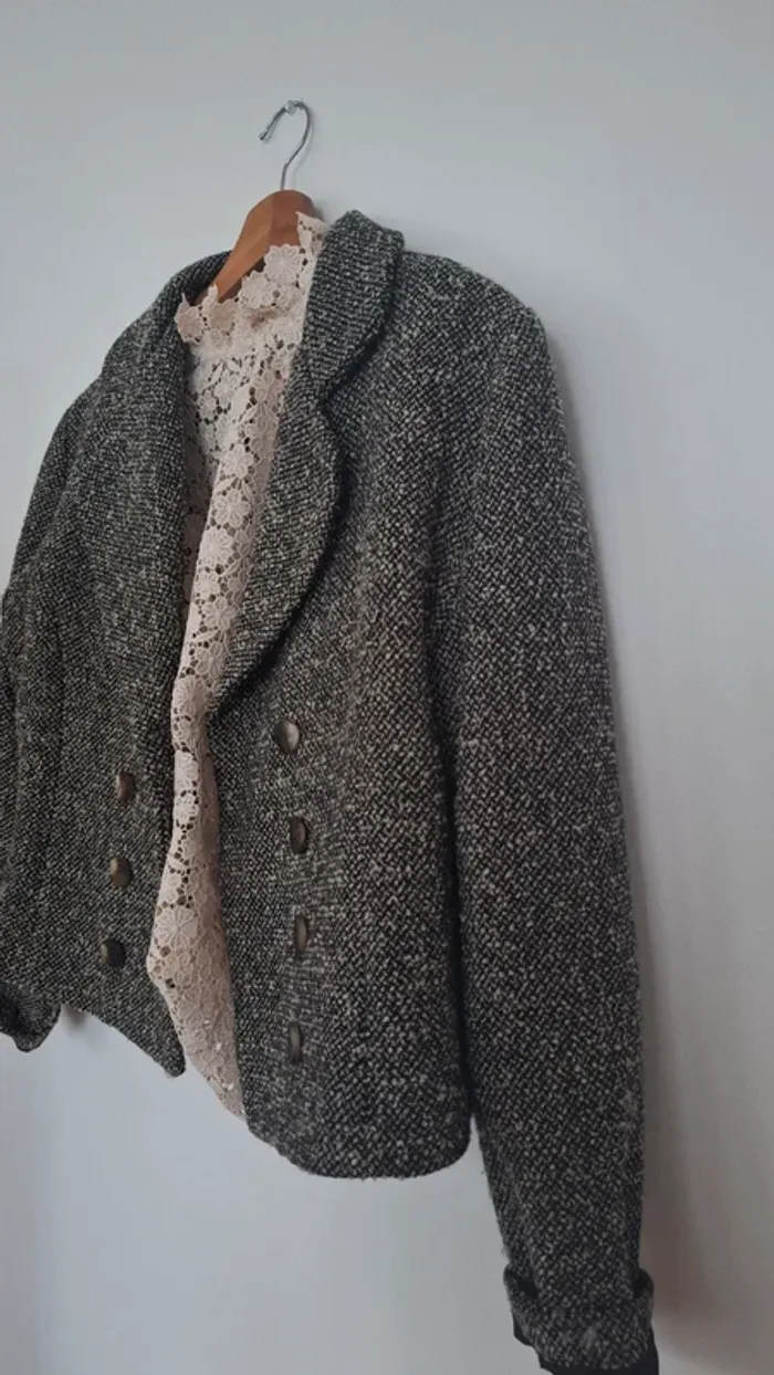 Blazer court en Tweed (laine) Yumi Mazao Paris - Made in France Parfait pour les looks automnale - photo numéro 4