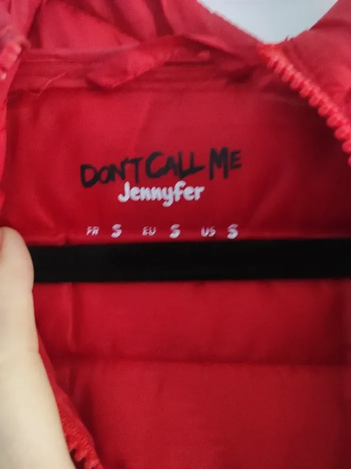 Doudoune mi-saison rouge Jennyfer taille xs - photo numéro 3