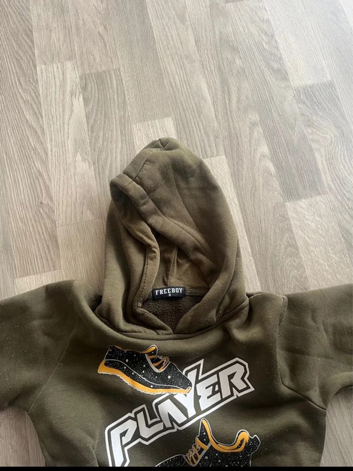 Pull avec capuche Freeboy taille 8 ans - photo numéro 5