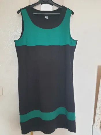 Robe droite 46
