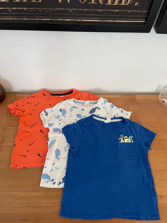 Lot 3 t-shirts taille 4 ans