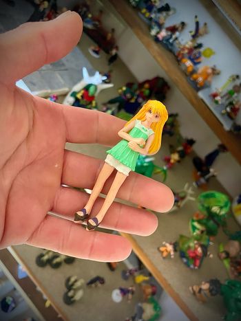 Figurine gashapon fille manga