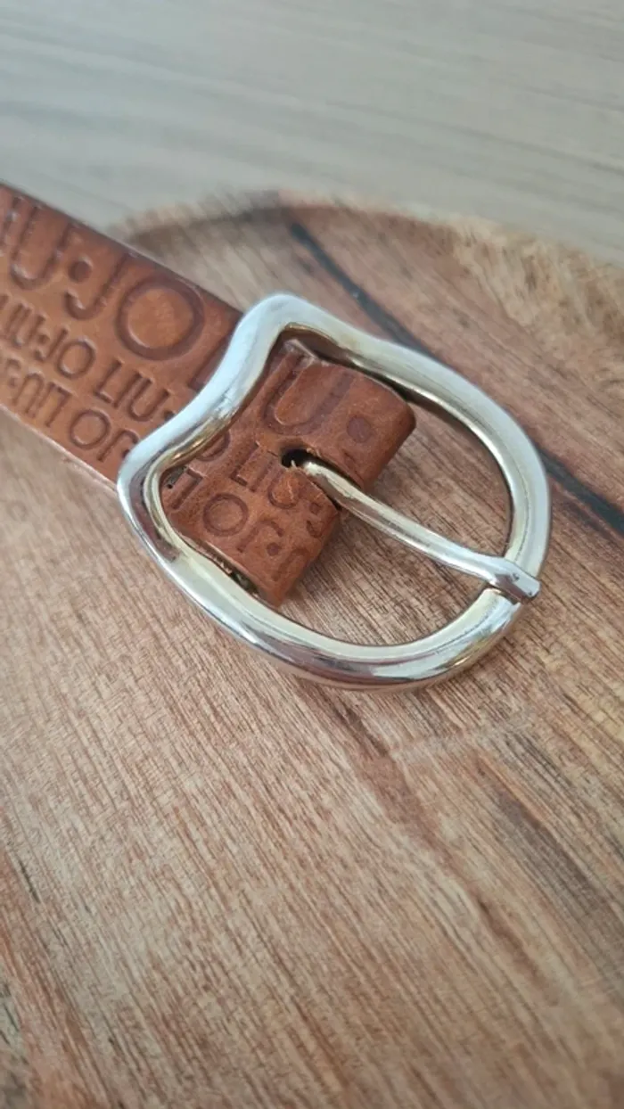 Ceinture Liu Jo en cuir véritable - camel - très bon état - Intemporel de qualité liu jo - photo numéro 6