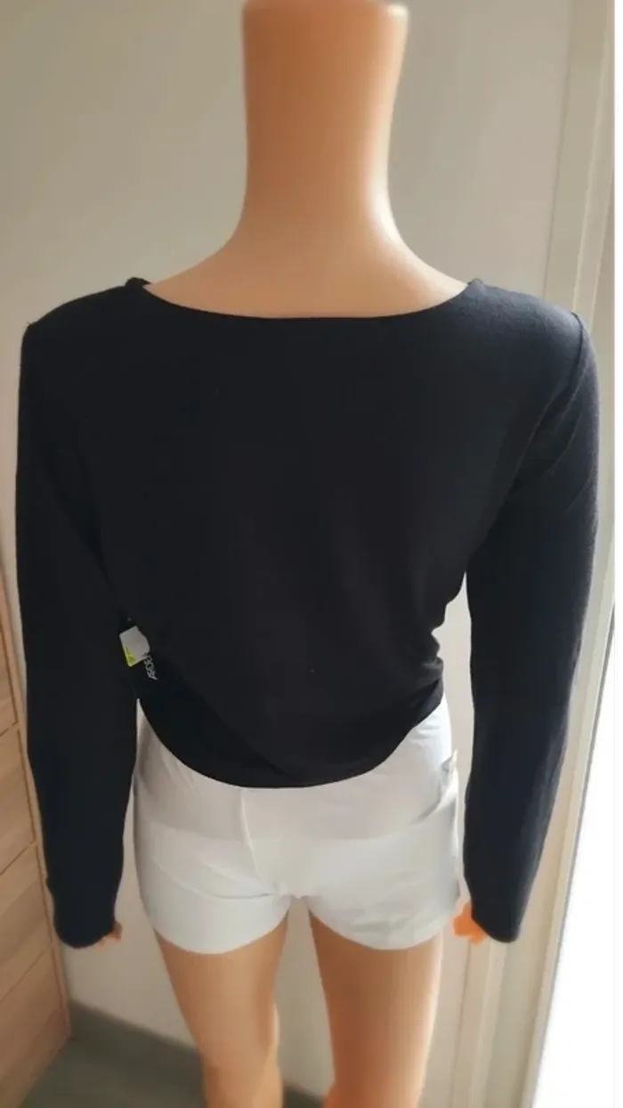 Tee-shirt manches longues noir taille l Ardene manches avec ouvertures - photo numéro 12