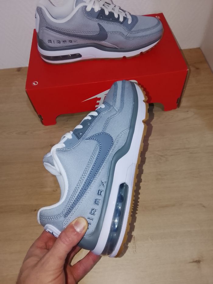 Air max limited 3  taille  40 - photo numéro 2