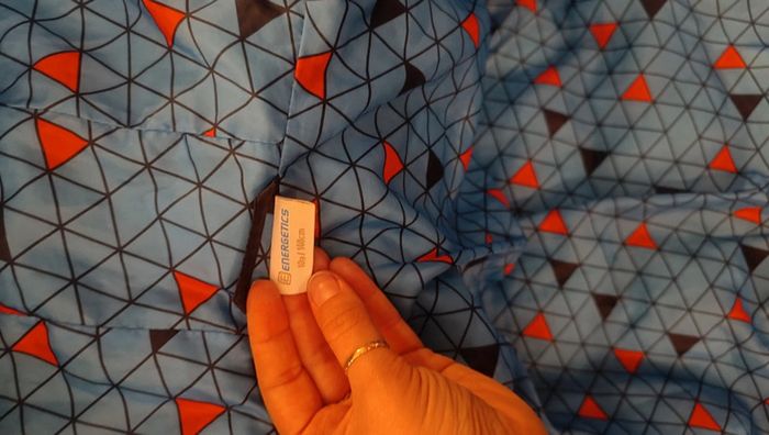Doudoune energetics T10 ans en bon état - photo numéro 4