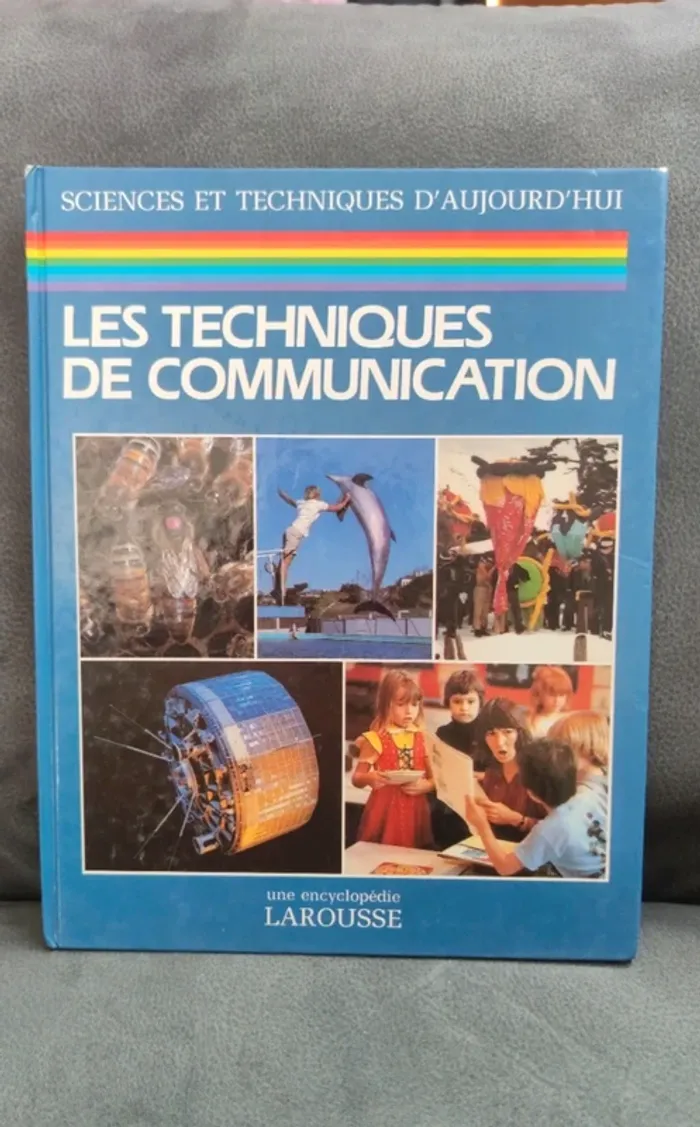 Livre ancien vintage dressing les techniques de communication