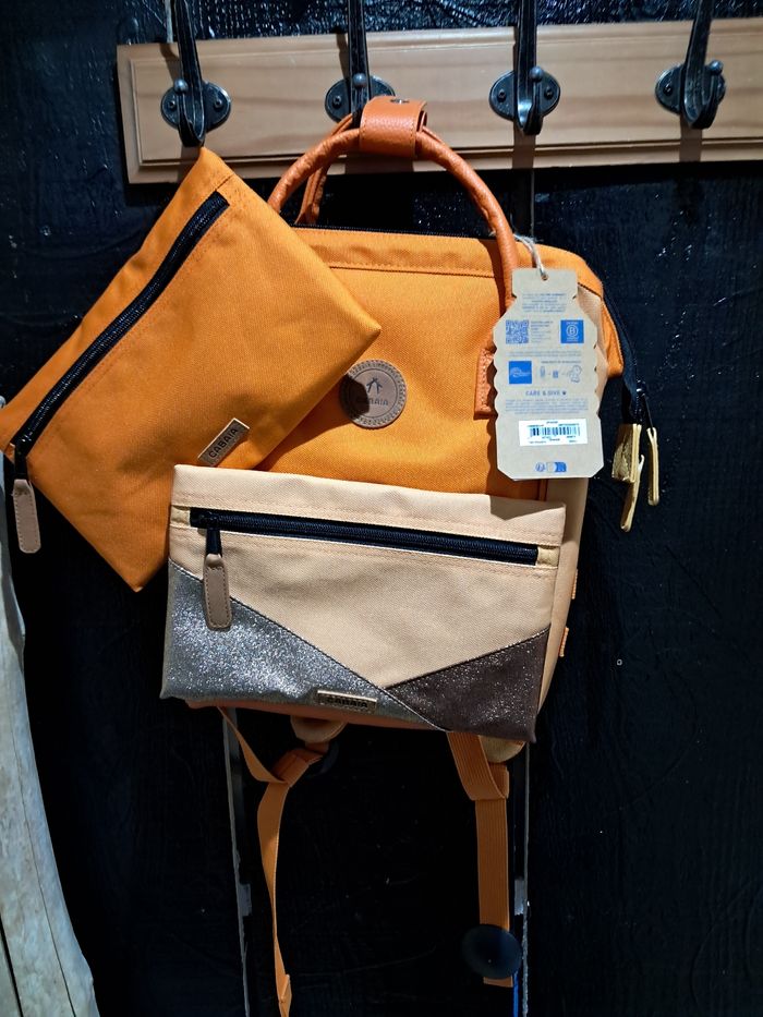 Sac à dos Cabaia taille S orange et doré - photo numéro 2