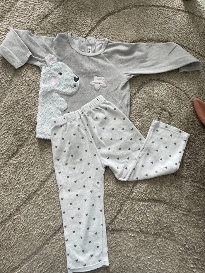 Pyjamas polaire 36 mois - photo numéro 2