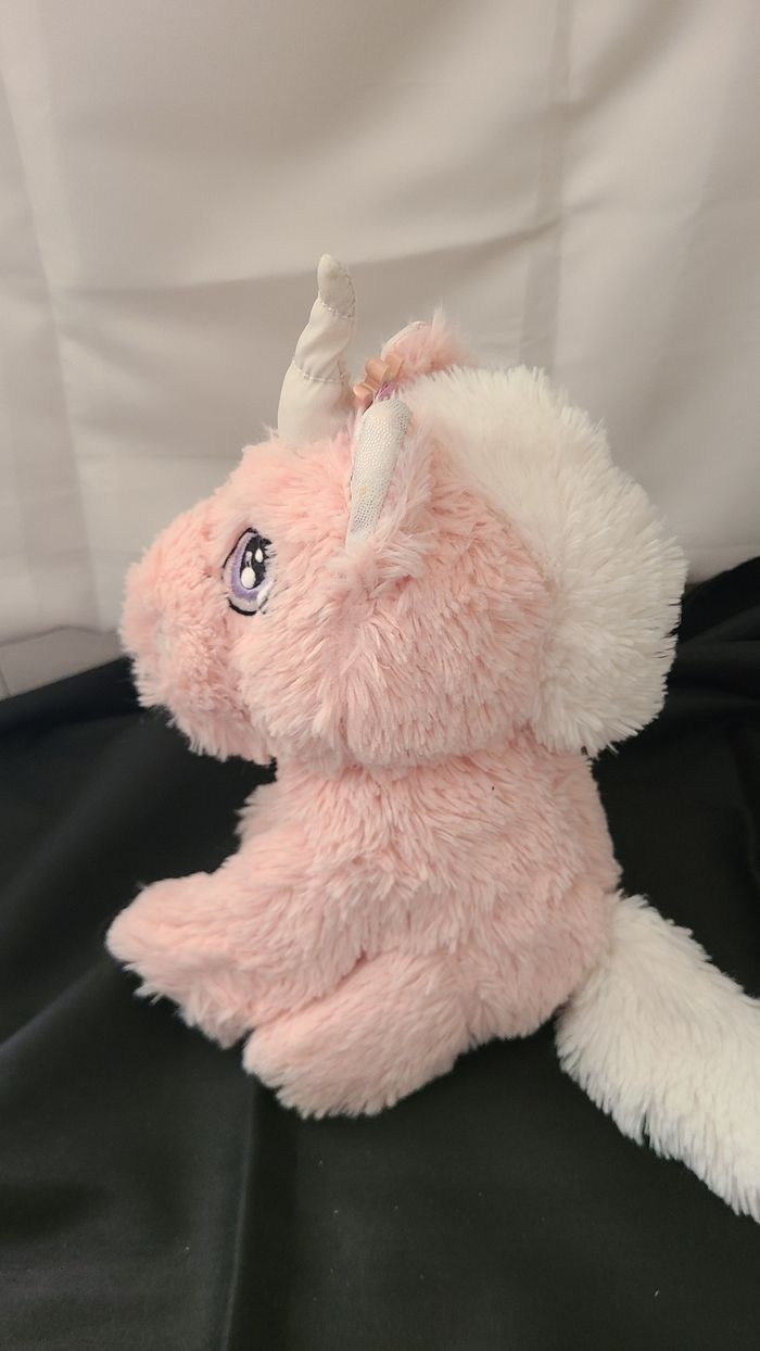 Peluche licorne PRIMARK rose blanc brillant assis - photo numéro 3
