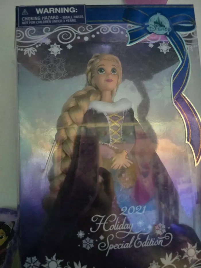 Poupée raiponce holodays disney - photo numéro 2