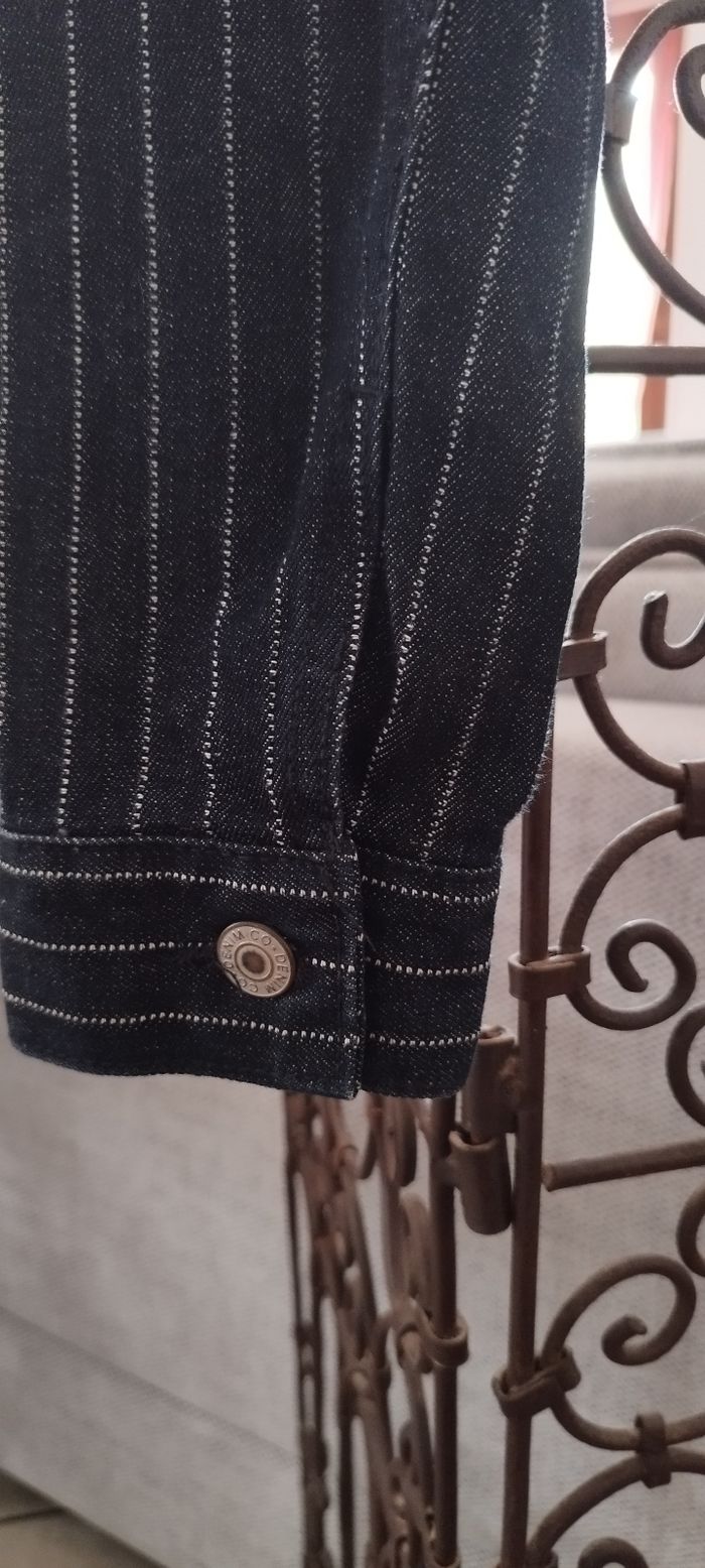 Veste en jean. Taille S - photo numéro 3