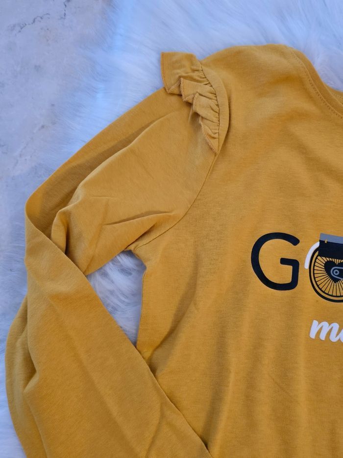 Neuf (non porté) 🏷🌺⚘️teeshirt ML  10 ans fille 🩷🩷🩷🩷 - photo numéro 3