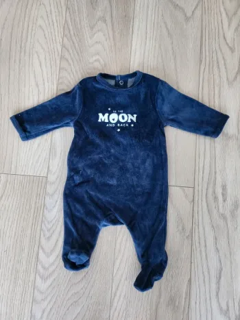 Pyjama en velours Kiabi 1 mois