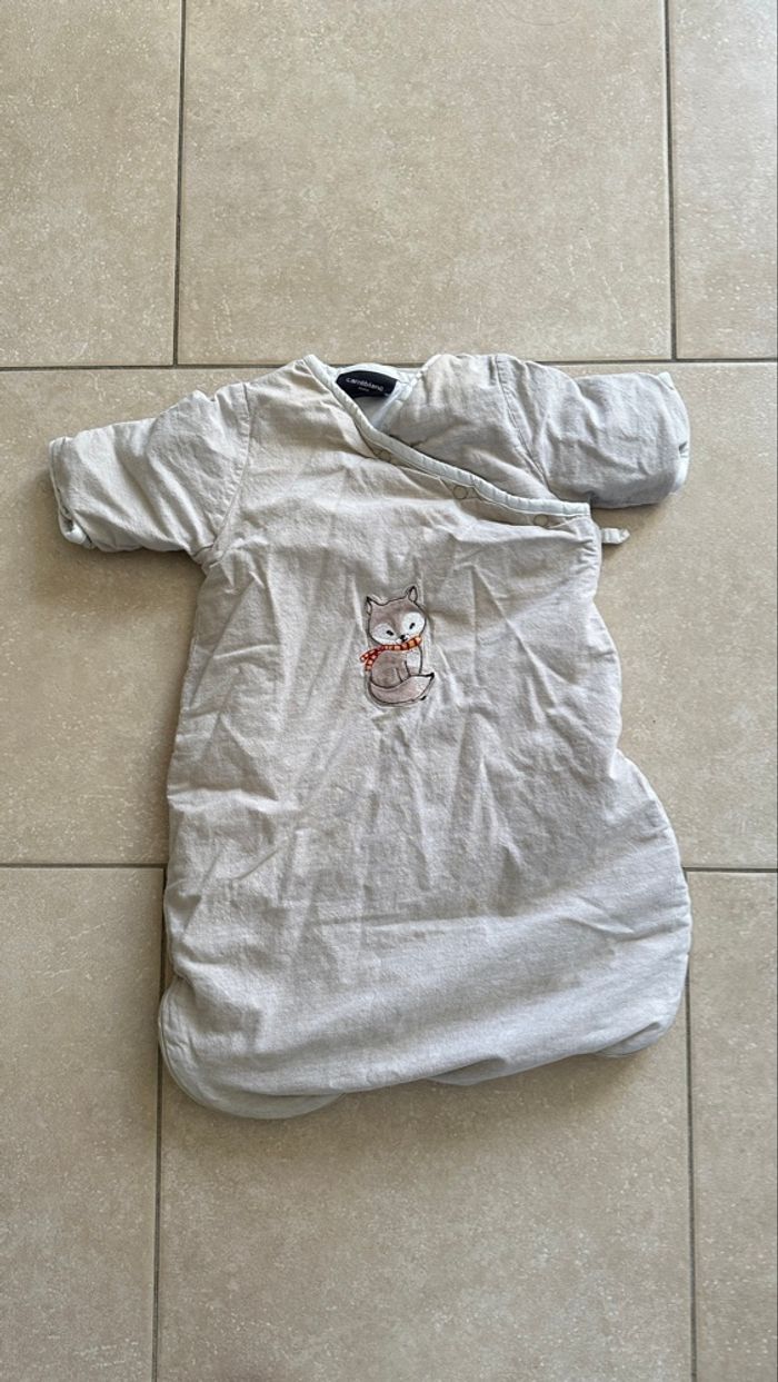 đ Gigoteuse beige bĂ©bĂ© â CarrĂ© Blanc â DĂšs 3 mois â tres Bon Ă©tat - photo numĂ©ro 2