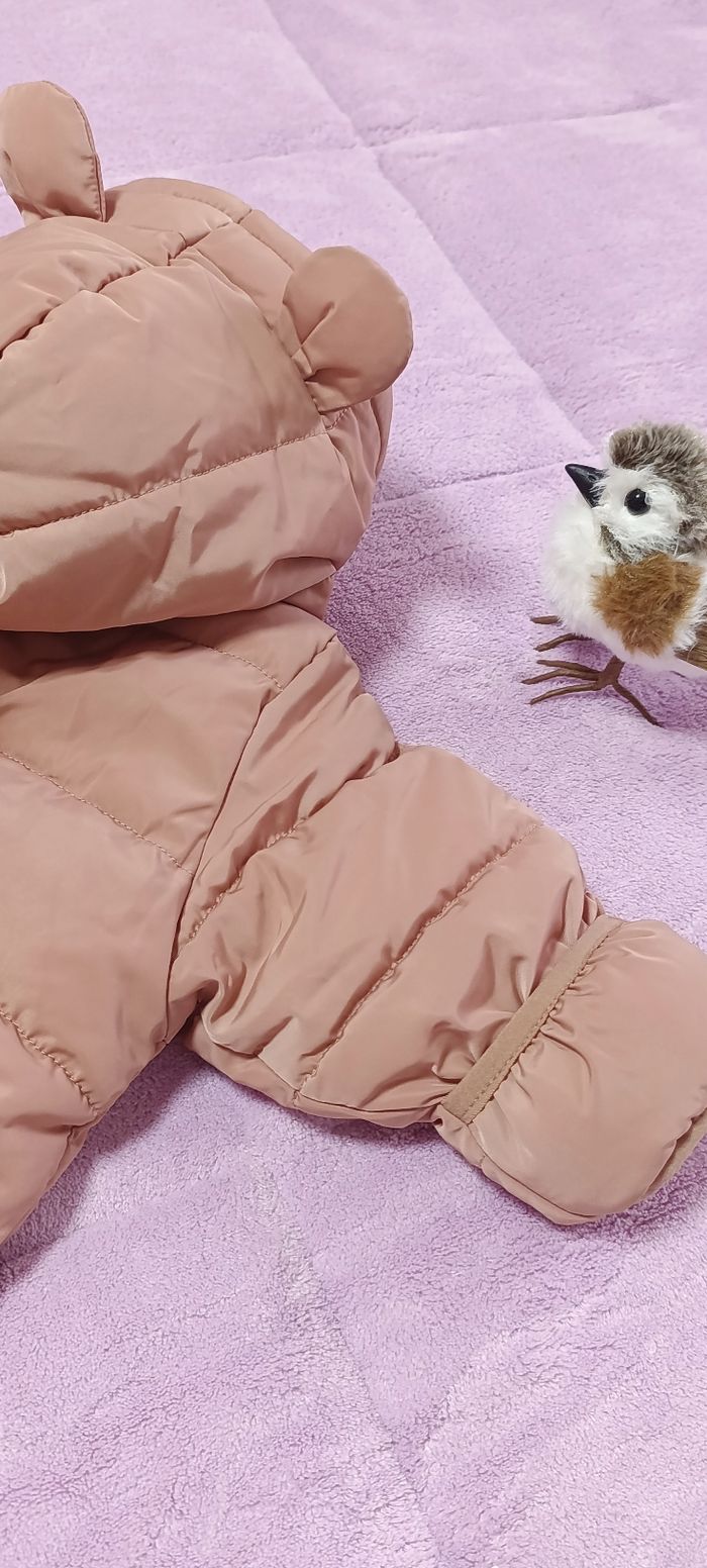 Combinaison à capuche matelassée Neuve - photo numéro 6