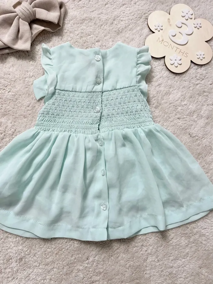Robe menthe 3 mois - photo numéro 3