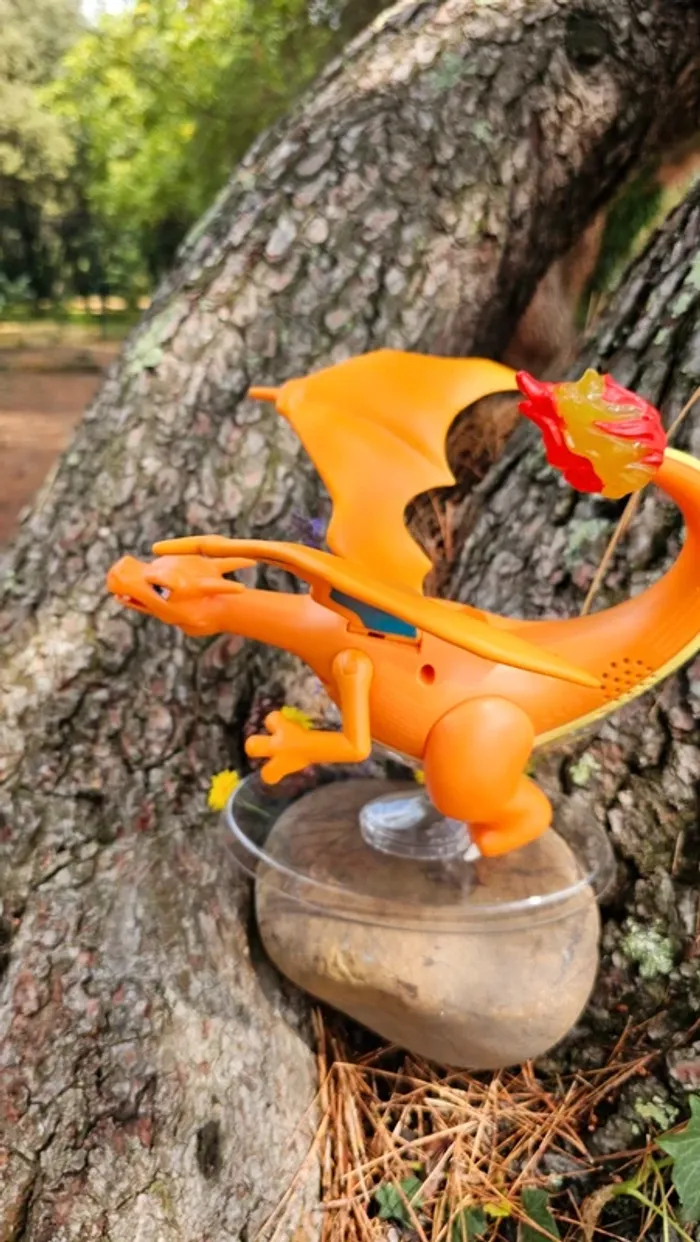 Super grande figurine Pokemon Nintendo Dracaufeu interactif - photo numéro 6