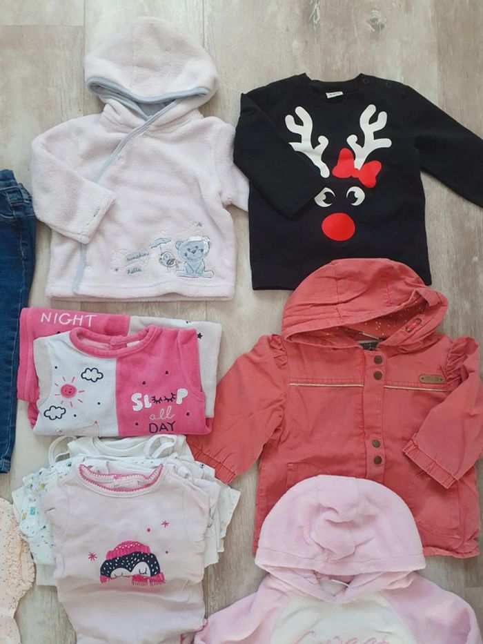 Lot vêtements fille 18mois - photo numéro 3