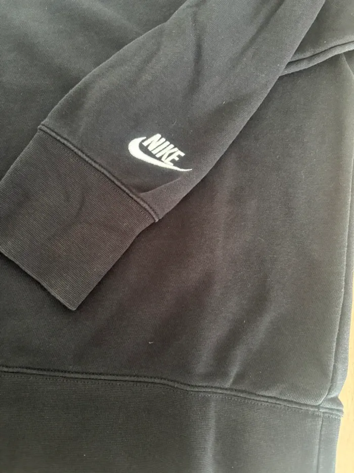 Pull Nike - photo numéro 4