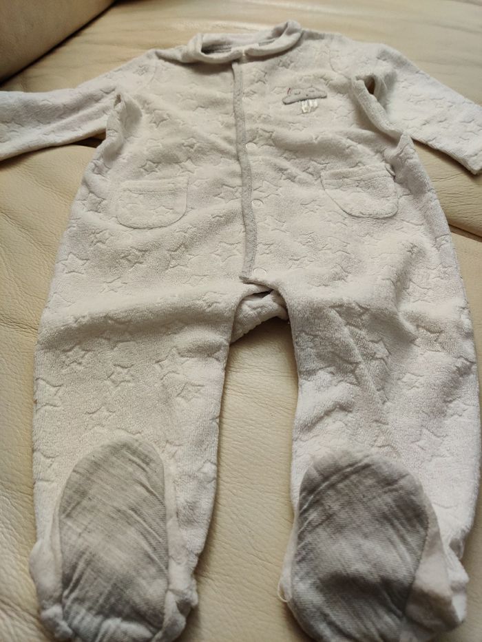 Lot de pyjamas - photo numéro 4