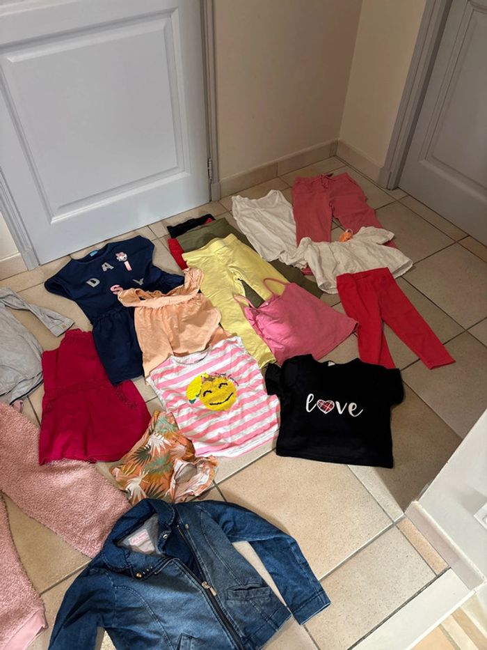Lot vêtements fille