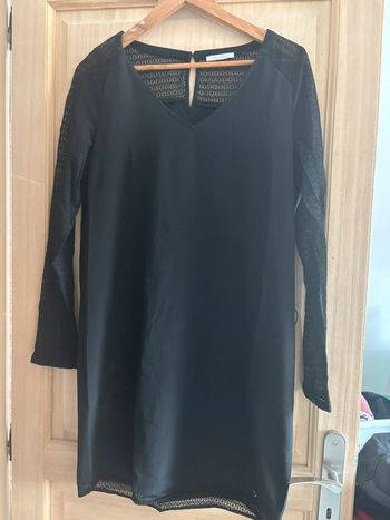 Robe noire et dentelle Lpb woman taille 38