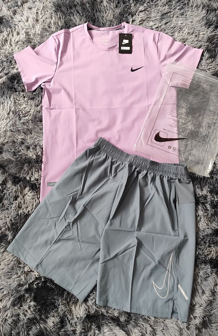 Ensemble Nike