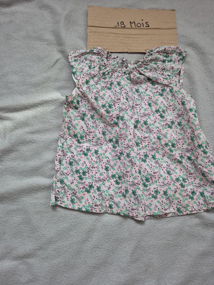 T-shirt hm 86 cm - photo numéro 2